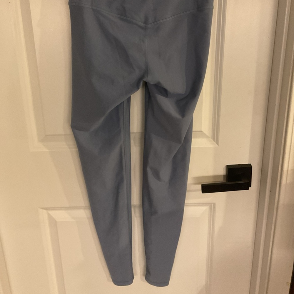 Old Navy Active Go Dry - Blue Leggings - Ladies Size Small - Picture 5 of 9